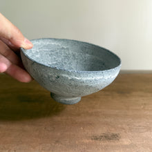 Load image into Gallery viewer, 栁川晶子 Y12 砂の器碗