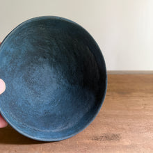Load image into Gallery viewer, 栁川晶子 Y12 砂の器碗