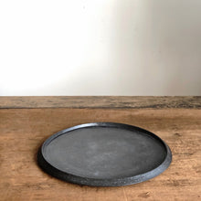 画像をギャラリービューアに読み込む, 千田稚子 S02 黒輪縁プレート小