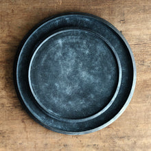 画像をギャラリービューアに読み込む, 千田稚子 S01 黒輪縁プレート大