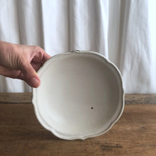 画像をギャラリービューアに読み込む, 石岡信之 44 白稜花5寸鉢