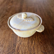 画像をギャラリービューアに読み込む, 石渡磨美 どんぐり6号土鍋_白