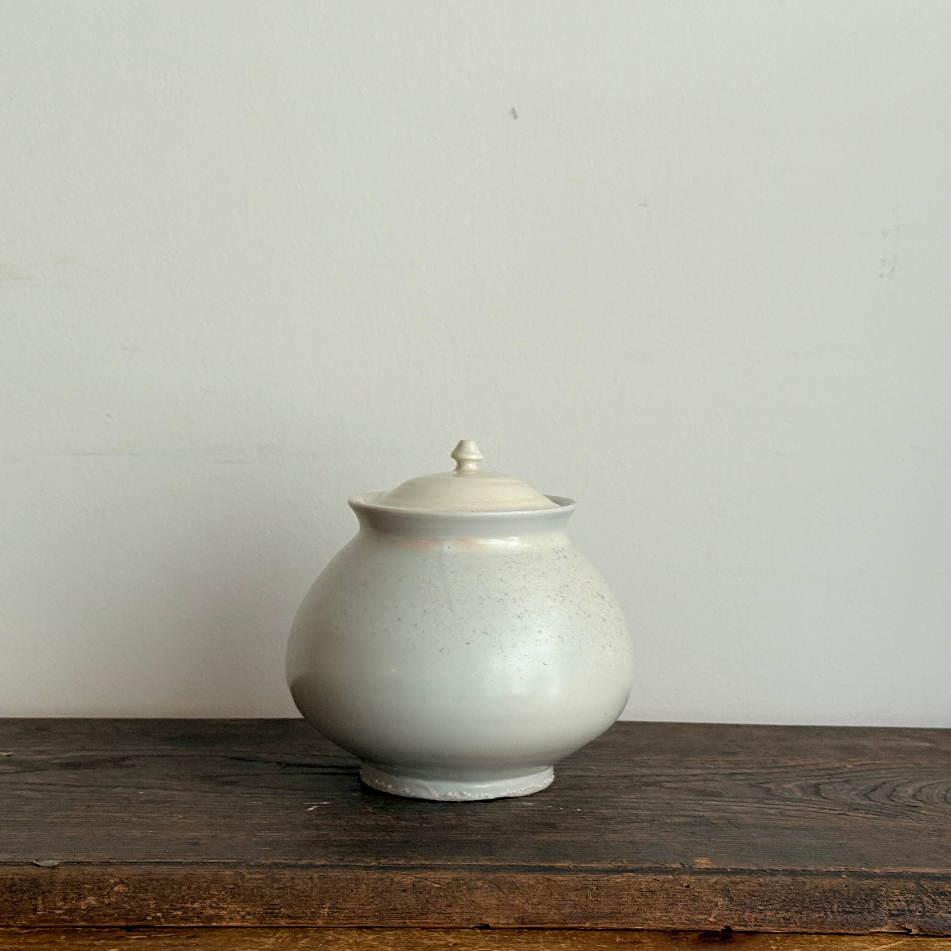 森岡由利子　蓋物　磁器 森岡由利子 白磁有蓋壷 [my_ot52] | 菜の花暮らしの道具店