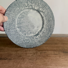 Charger l'image dans la galerie, 栁川晶子 Y09  砂の器サークルリム皿
