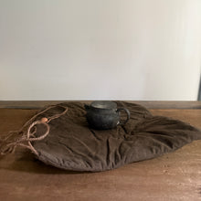 Charger l'image dans la galerie, 曖昧 A03  茶器包E
