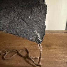 Charger l'image dans la galerie, 曖昧 A11  紐付き麻布A
