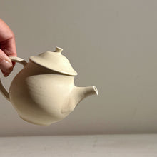 Charger l'image dans la galerie, 加藤かずみ K032 茶壺（IV)
