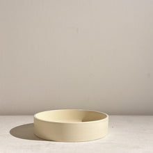 Charger l'image dans la galerie, 加藤かずみ K050 台皿16cm(IV)
