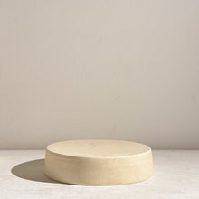 Charger l'image dans la galerie, 加藤かずみ K049 台皿18cm(IV)
