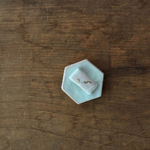 Load image into Gallery viewer, 和田由記子 W69 帯留_八角
