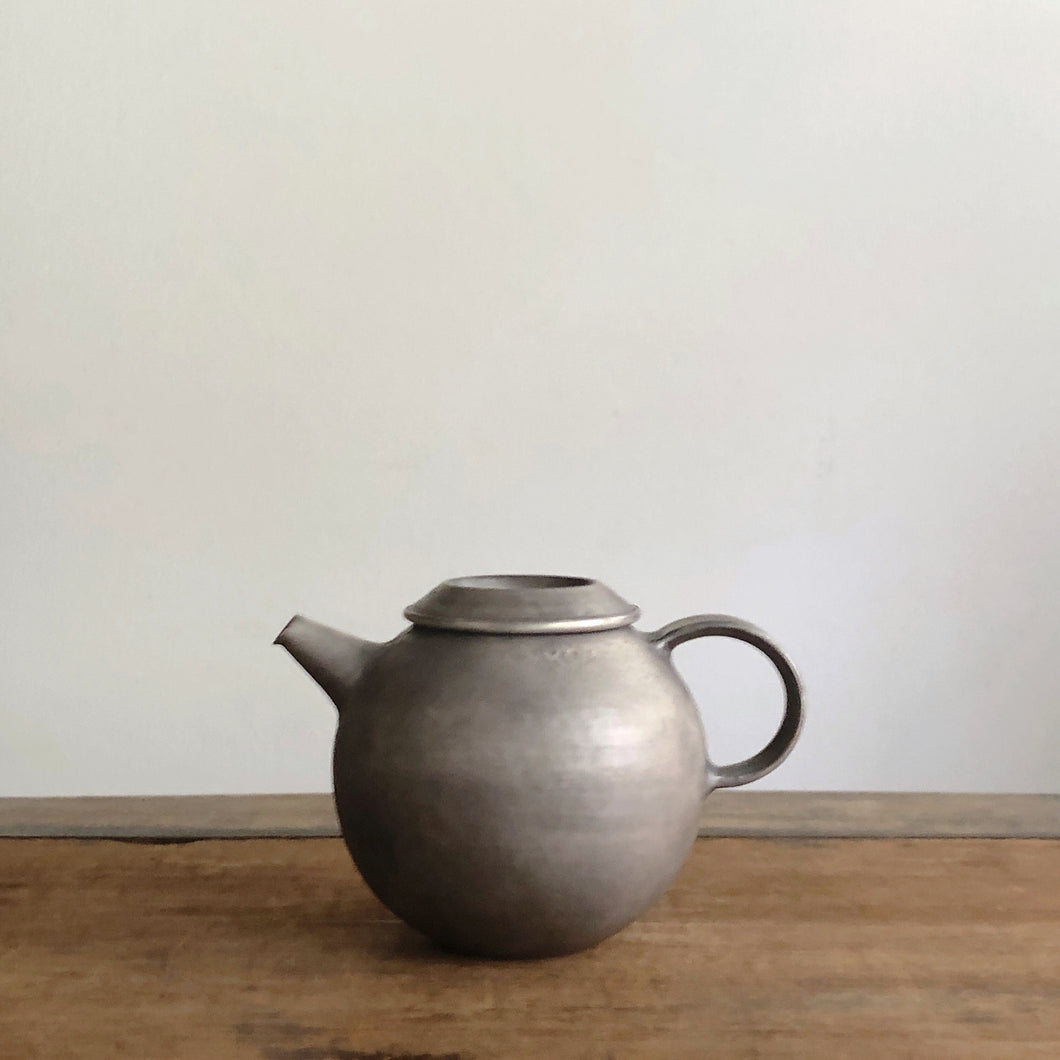 服部竜也銀彩ピューターポット急須 服部竜也 24 銀彩ピューターポット