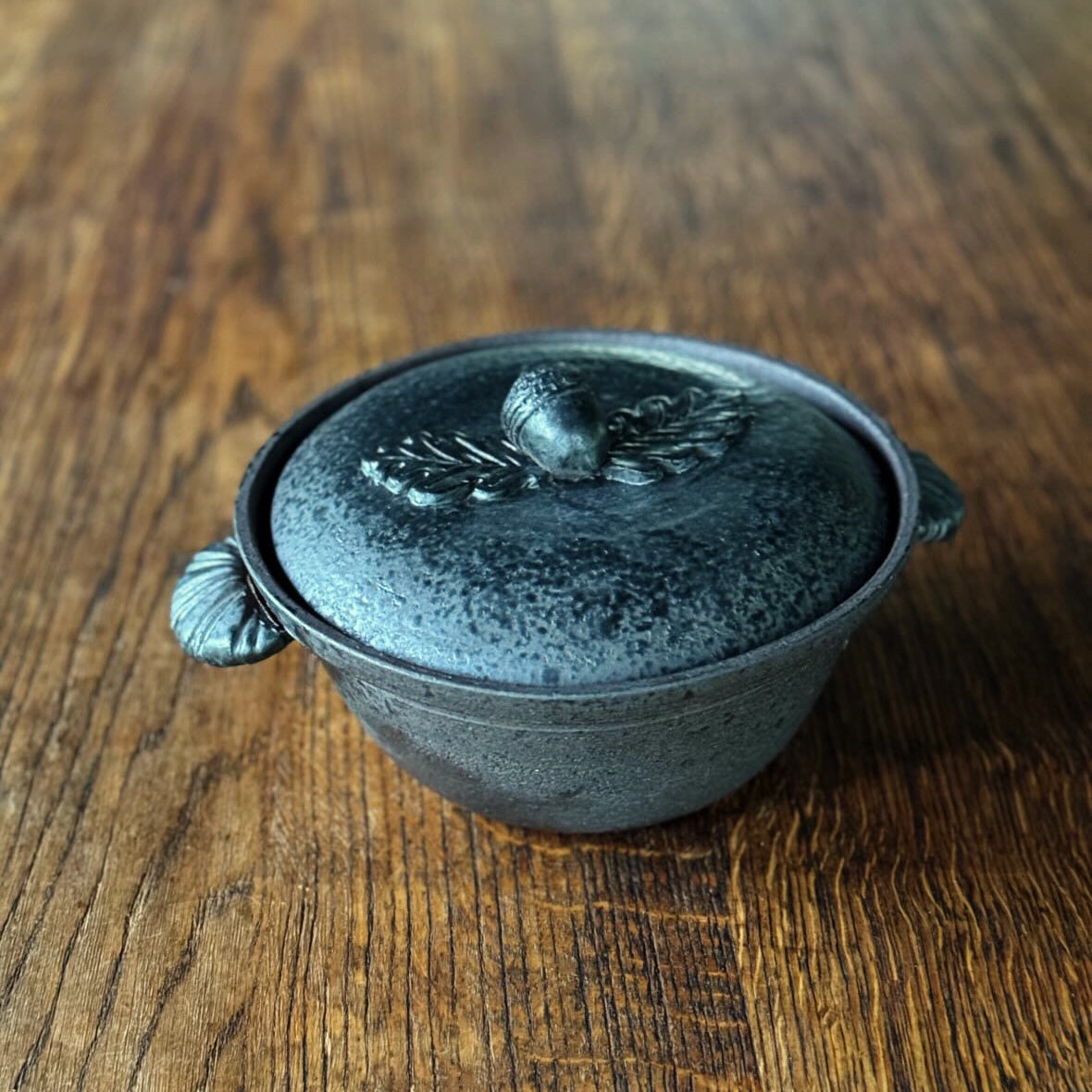 石渡磨美/ どんぐり土鍋黒